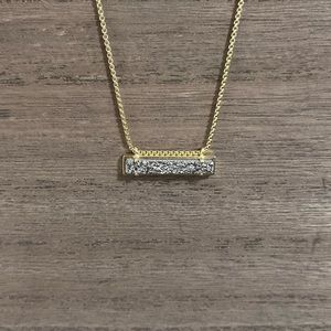 Kendra Scott necklace